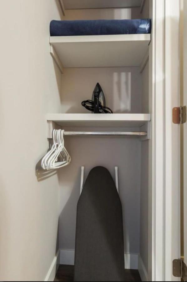 Modern Executive I Complimentary Netflix & Parking! * Edmonton