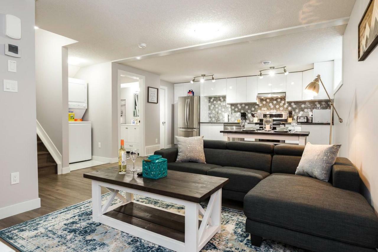 Apartment Modern Executive I Complimentary Netflix & Parking! *