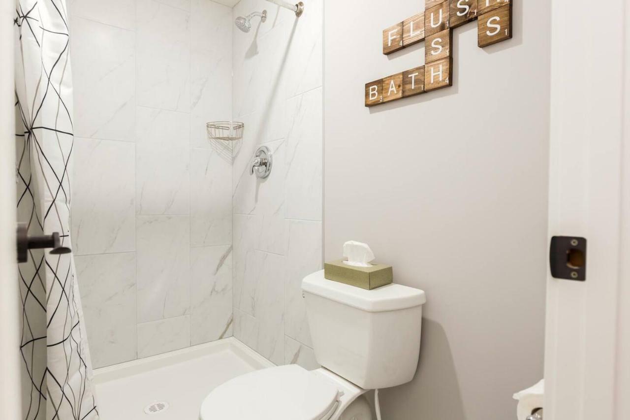 Modern Executive I Complimentary Netflix & Parking! Apartment *