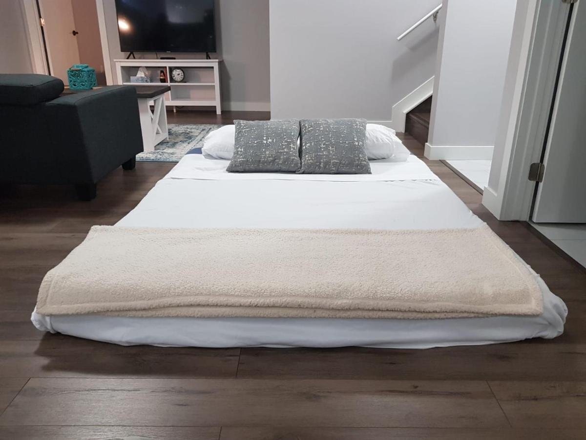 Modern Executive I Complimentary Netflix & Parking! * Edmonton